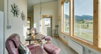 Beautiful Ranch Cottage - 45 Mi to Yellowstone NP!