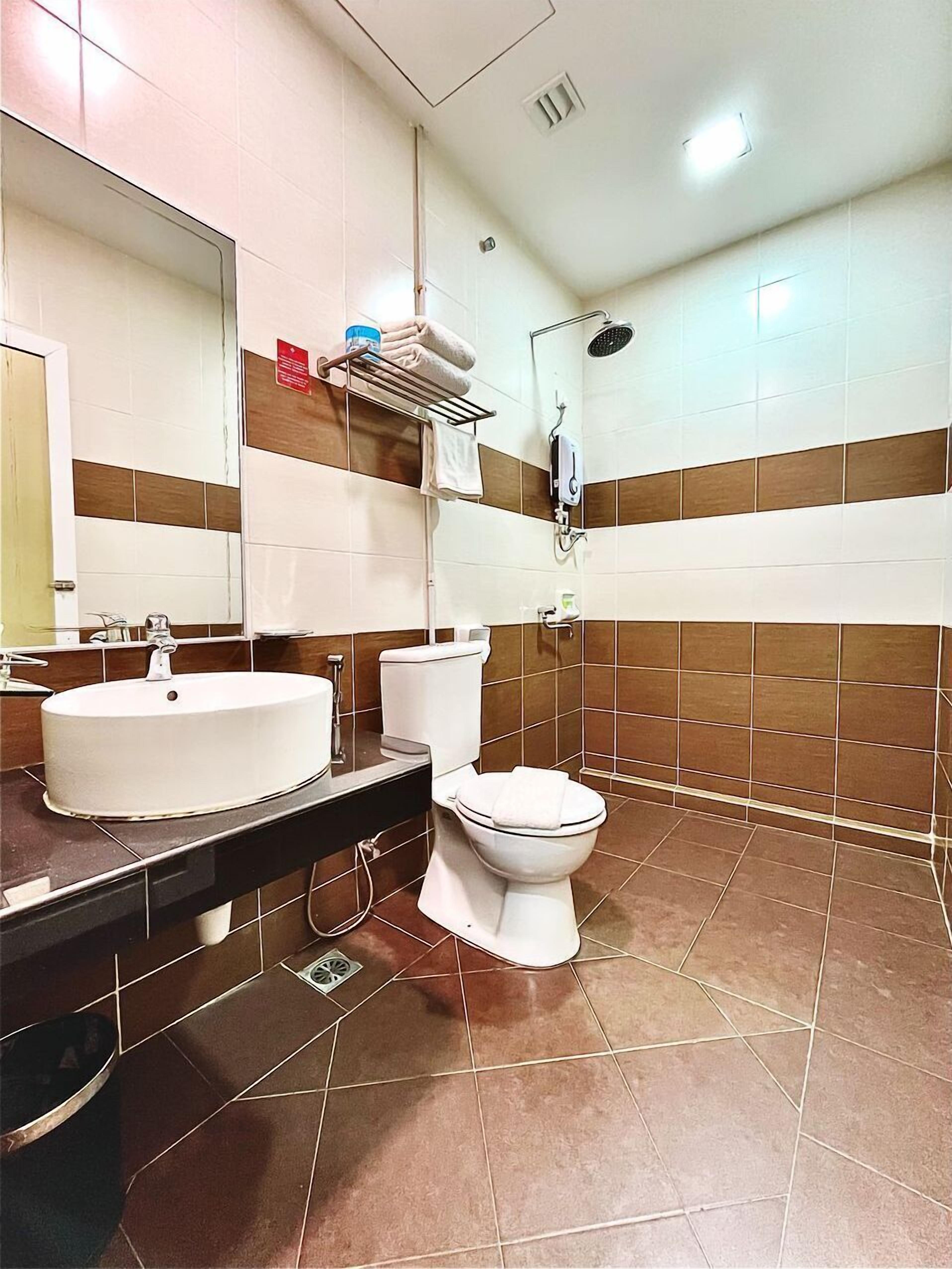 Foto - Hotel Adya Express Chenang