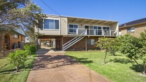 Exterior - Dolphin Breeze – pet friendly (Culburra Beach)