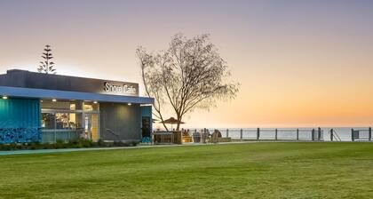 Stunning Beachfront Retreat Vacation Home