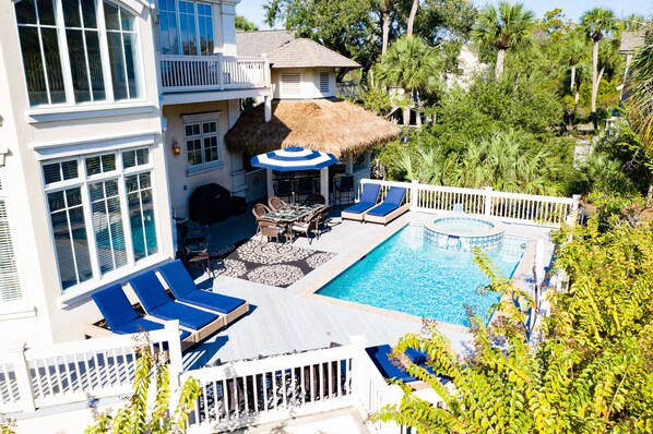 Outdoor pool, a heated pool