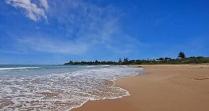Time To Unwind – cute beach house