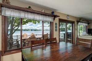Dining - Enjoy the Best of Both Worlds on Beautiful Silver Lake (Traverse City)