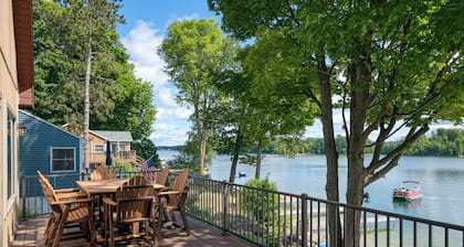 Enjoy the Best of Both Worlds on Beautiful Silver Lake