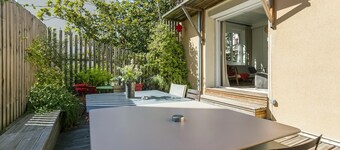 House with terrace 10Chb 10min heart of Lyon