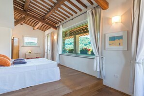 7 chambres, fer et planche à repasser, Wi-Fi gratuit, draps fournis