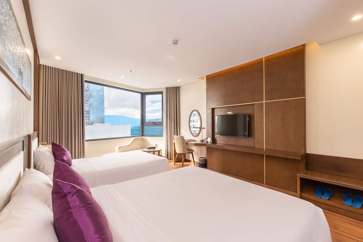 Grand Triple Room, Partial Ocean View with Afternoon Tea Per Stay