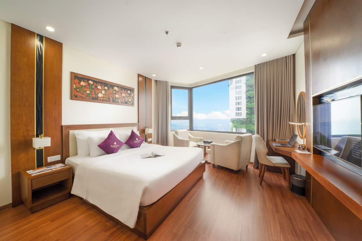 Deluxe Double Room, Partial Ocean View with Afternoon Tea Per Stay
