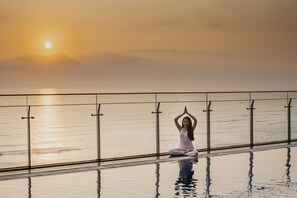 Indoor pool, open 6:00 AM to 8:30 PM, sun loungers - Rosamia Da Nang Hotel (Da Nang)