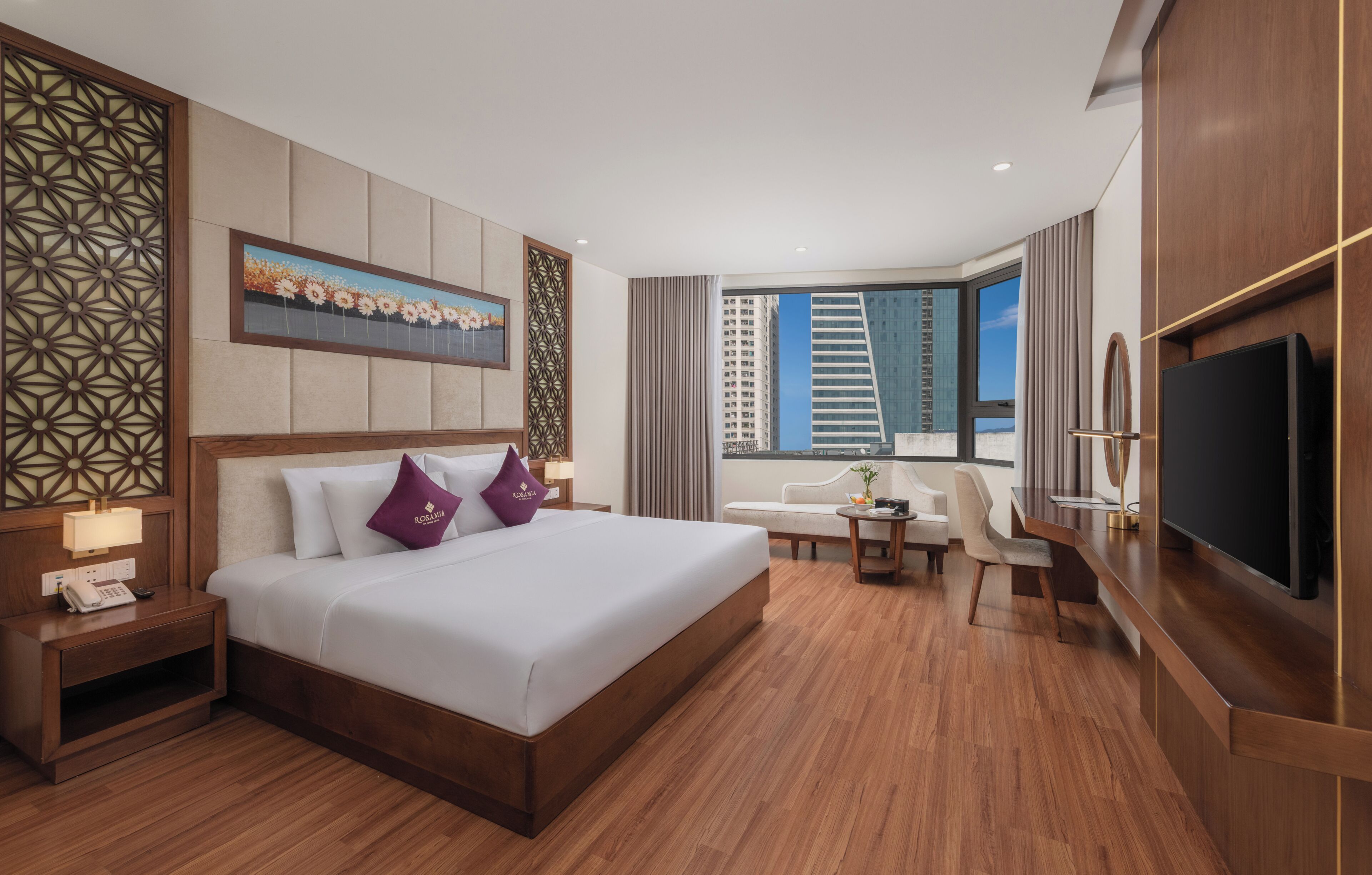 Grand Double Room, Partial Ocean  View with Afternoon Tea Per Stay | Premium bedding, down comforters, Select Comfort beds, minibar