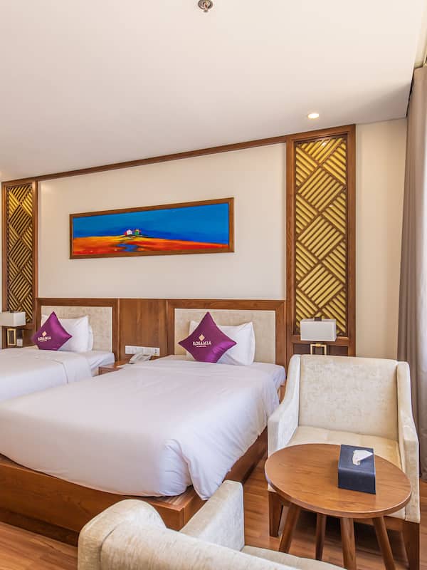 Deluxe Twin Room, City View | 1 bedroom, premium bedding, down duvets, Select Comfort beds