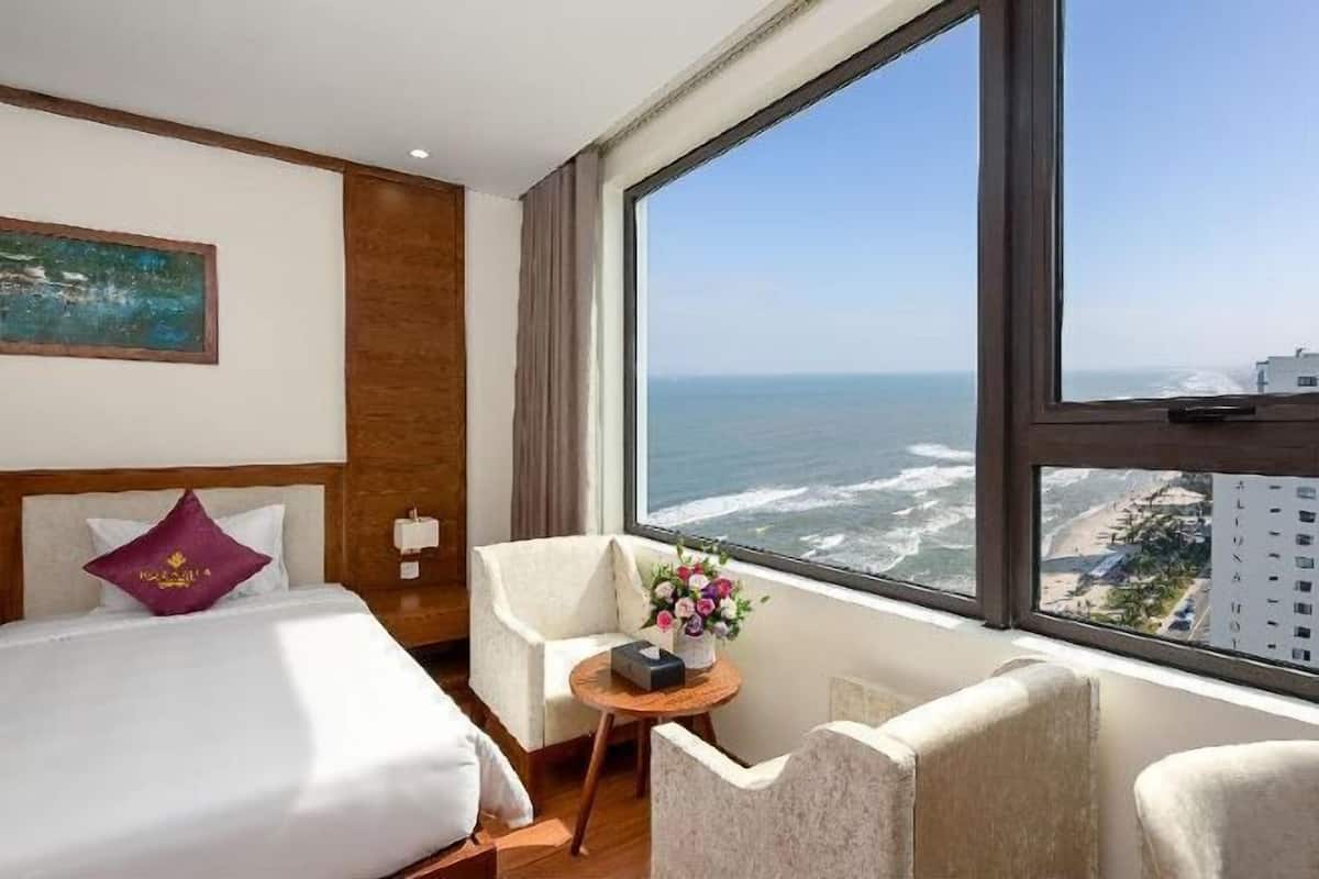 1 bedroom, premium bedding, down duvets, Select Comfort beds