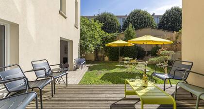 Maison 9 chambres avec jardin 10min du coeur de Lyon