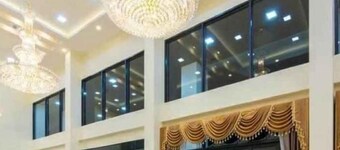 캐피탈 O 900 푸라 나콘 호텔