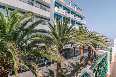 SPECIAL OFFER 14 MAY - 17 JUNE 2026 HOUSE IN COASTAL AND CITY CENTER AREA