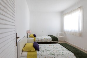 3 chambres, fer et planche Ă repasser, Wi-Fi gratuit, draps fournis