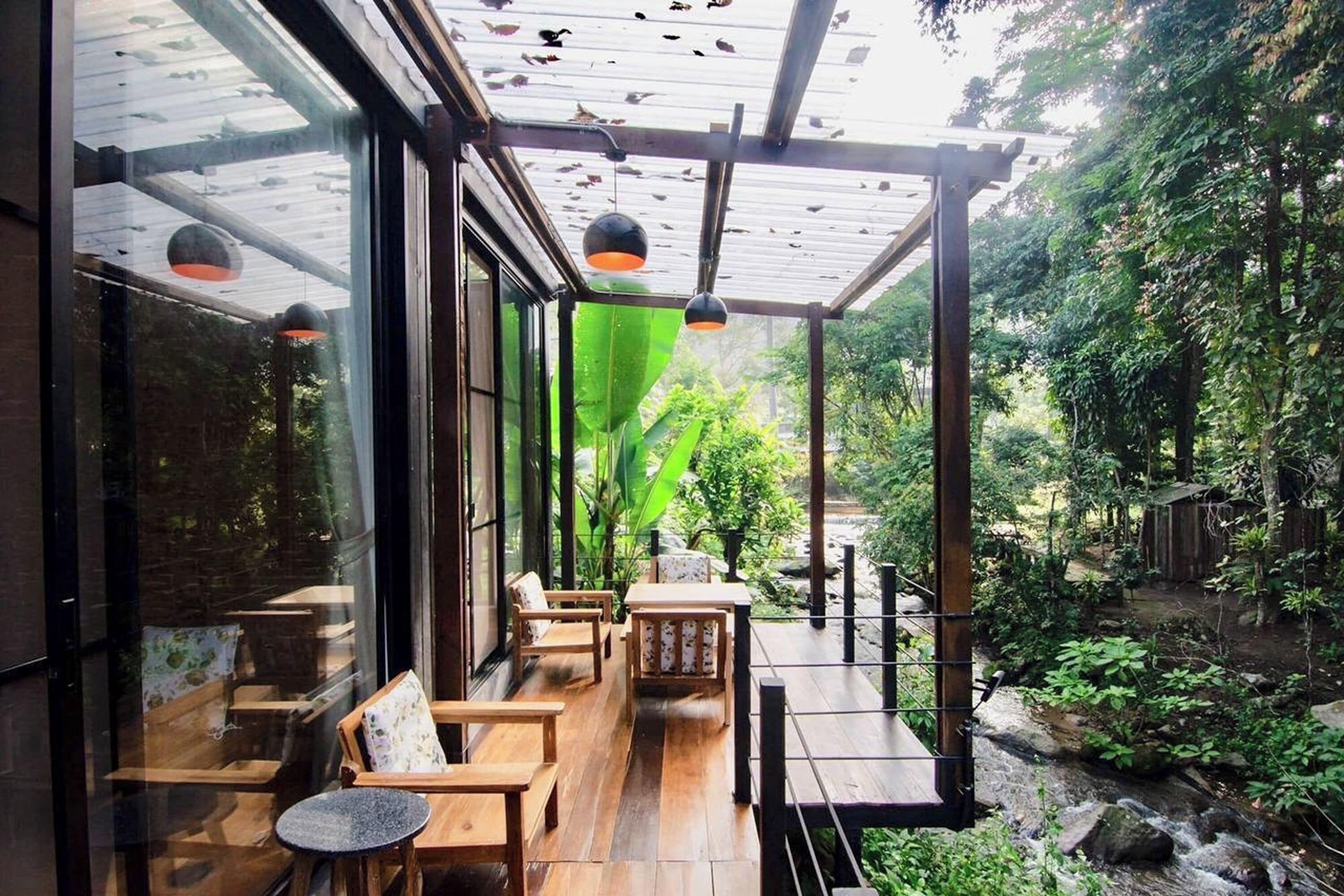 Villa Supradist River View | Living area | 32-inch flat-screen TV with cable channels, TV