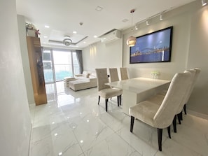 3 Bedrooms Apartment | Living area