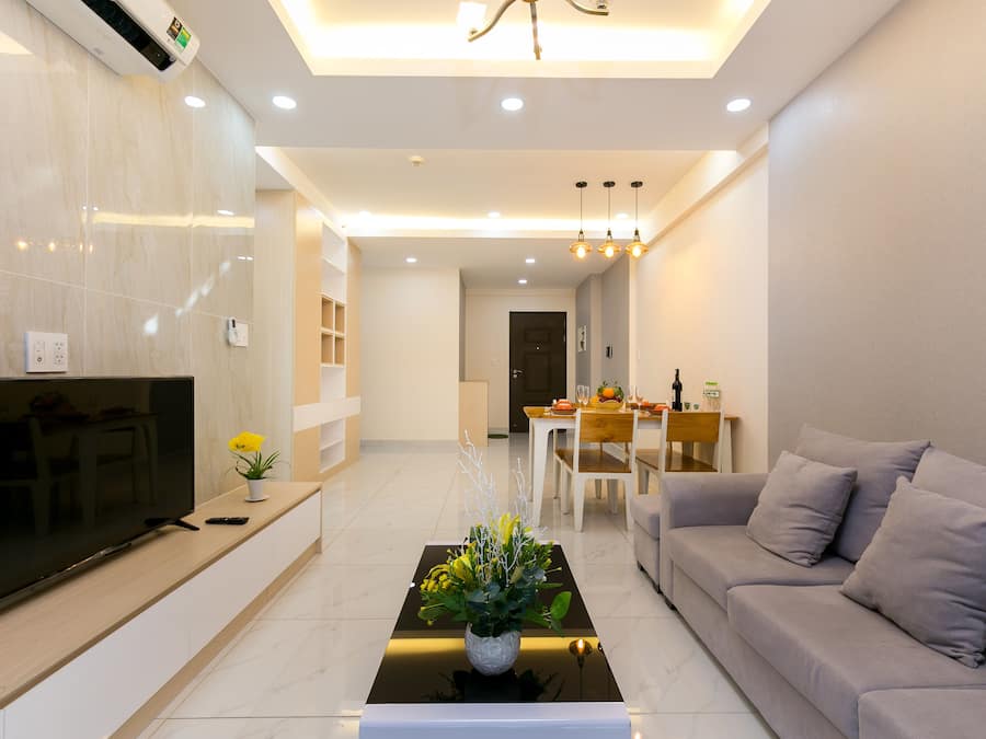 Apartemen Mewah, pemandangan kolam renang | Area keluarga | TV