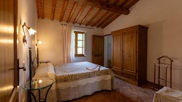 2 soverom, strykejern/-brett og wi-fi (inkludert)