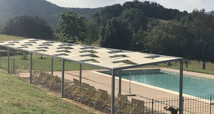 Organic Farmhouse - huoneistot, joissa uima-allas, puutarha, pysäköinti, wifi