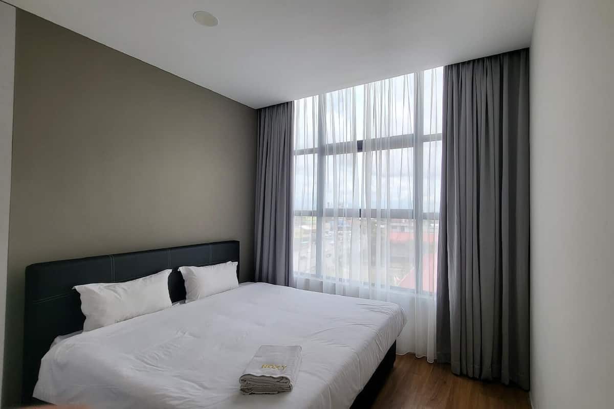 Appartement Familial, 2 chambres | Coffres-forts dans les chambres, fer et planche à repasser