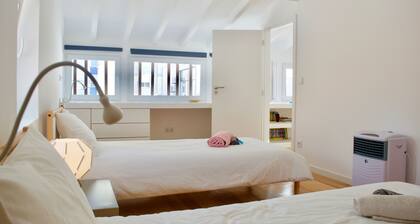 Fishermans House - Lisbon close to boat