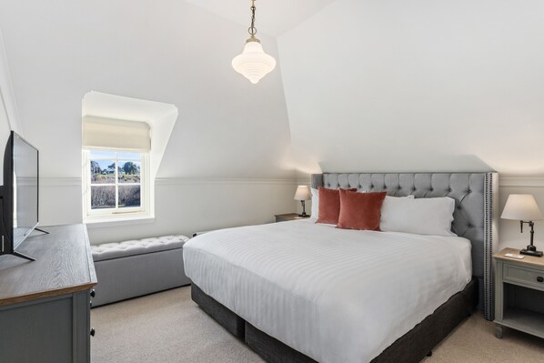 Cottage Luxe, 1 très grand lit, vue colline | 1 chambre, literie de qualité supérieure, surmatelas