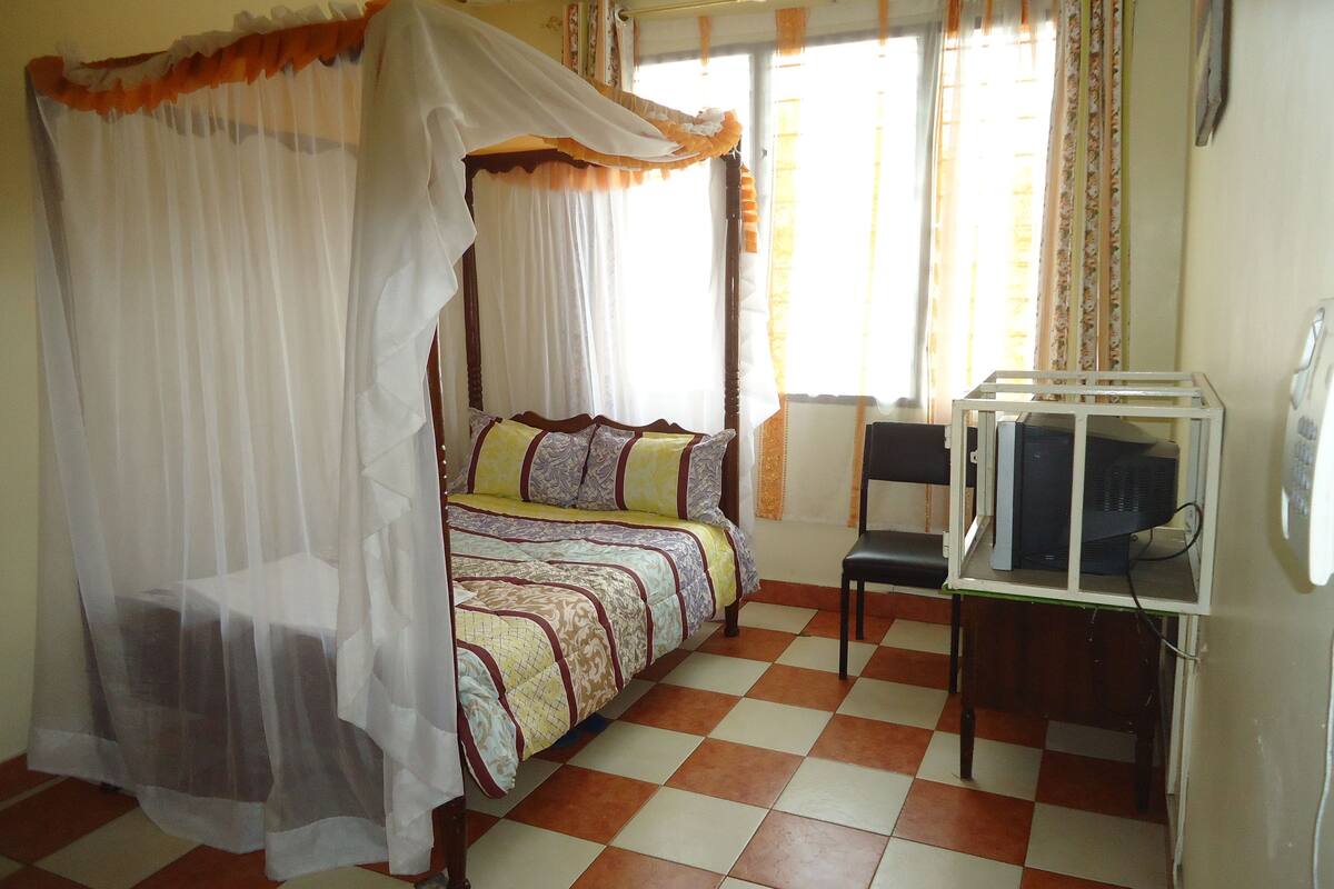 Standard Double Room, 1 Double Bed, Non Smoking | Free WiFi