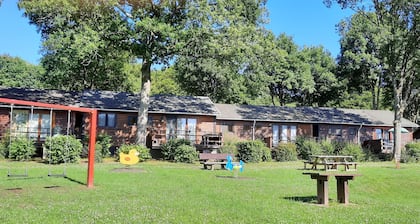 Acogedor chalet en una zona verde y tranquila.