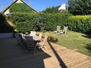 Outdoor dining - Charming house with garden for 4 to 6 people near the beach of Portzic (Crozon)