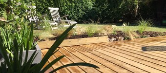 Charming house with garden for 4 to 6 people near the beach of Portzic