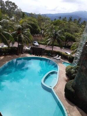 Outdoor pool - Century Suria Anytime Holiday Apartment (Langkawi)