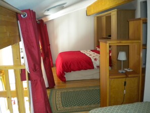 3 عدّة غرف نوم ومكواة/لوح كي وواي فاي