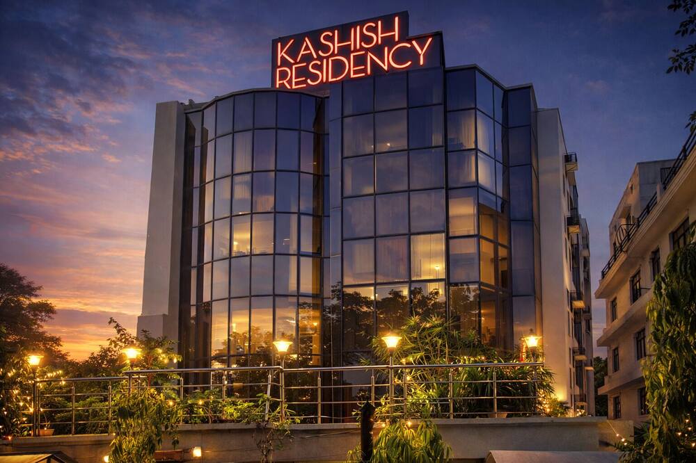 Kashish Residency & Banquet