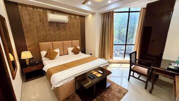 Premium Room | Premium bedding, desk, laptop workspace, iron/ironing board