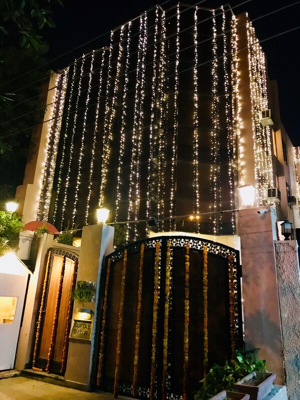 Front of property - evening/night - Kashish Residency & Banquet (Noida)