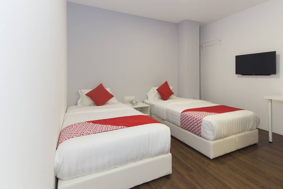 Standaard Twin kamer | Een bureau, geluiddichte muren, gratis wifi, beddengoed