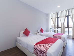 Deluxe Twin Room | Desk, soundproofing, free WiFi, bed sheets - Fumah Hotel (Kuala Lumpur)