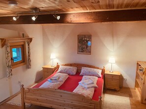 2 Schlafzimmer, Bügeleisen/Bügelbrett, kostenloses WLAN, Bettwäsche