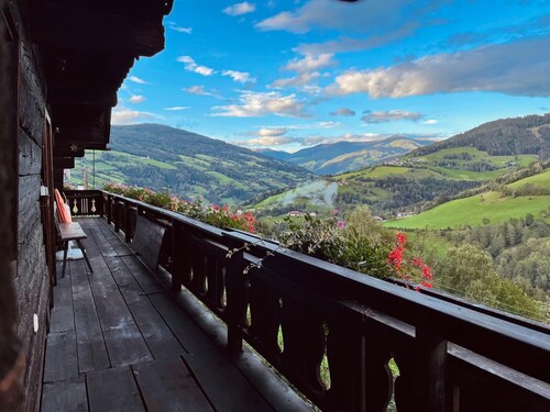 Altes Bauernhaus in 1100m Höhe zw. Katschberg und Millstätter See