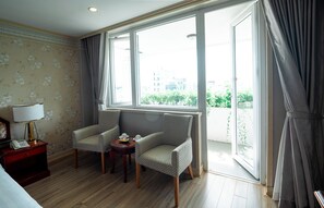 Balcony view - Lotus SaiGon Hotel (Ho Chi Minh City)