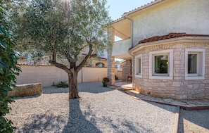 Enceinte de lâhĂ©bergement