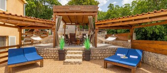 Beautiful home in Donji Zagon