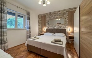 6 chambres, coffre-fort, lit de bébé portatif, accès au Wi-Fi (inclus)