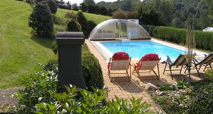 Komfortables Haus im Böhmischen Paradies, Schwimmbad 32m2, Internet, Sauna