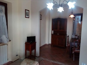 Duplex, 1 Bedroom | Living area