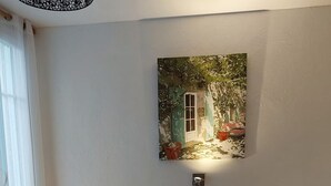 雙人房, 1 張標準雙人床, 非吸煙房 | 熨斗/熨衣板、免費無線上網、獨特裝潢、布置獨特