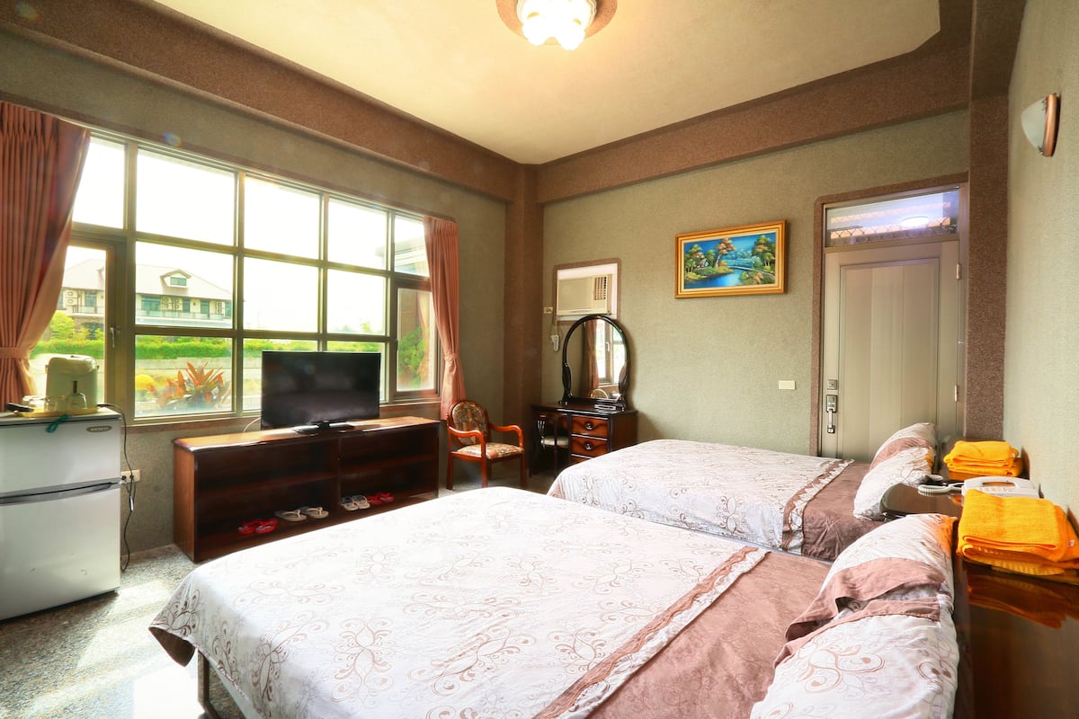 Quadruple Room, 2 Double Beds, Non Smoking | Desk, blackout drapes, WiFi (free)