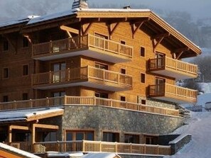 Exterior - 3-room ski-in/ski-out apartment, parking, WiFi included (Les Arcs 1800)